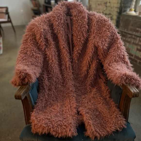 Wild Fable Faux Fur Coat in dusty-rose pink. - Picture 2 of 16
